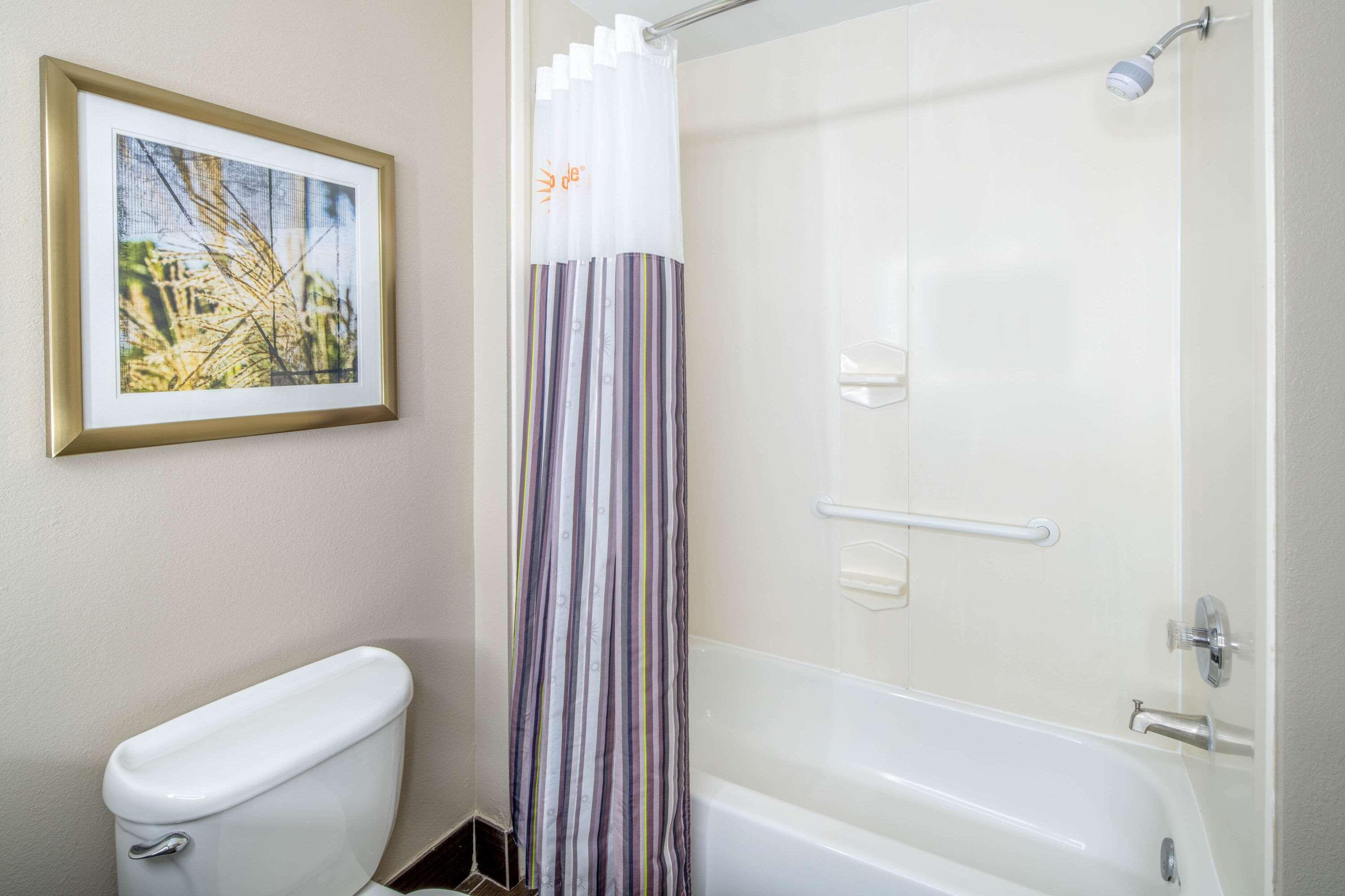 La Quinta By Wyndham Atlanta Stockbridge Hotel Ngoại thất bức ảnh